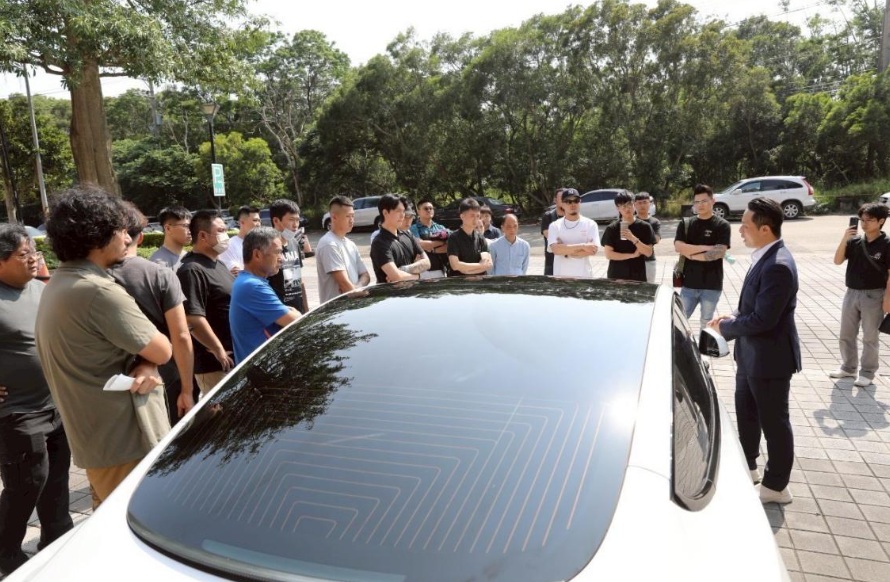 綠映奈科與台汽玻攜手發表次世代車用玻璃散熱技術，開啟低碳交通新篇章